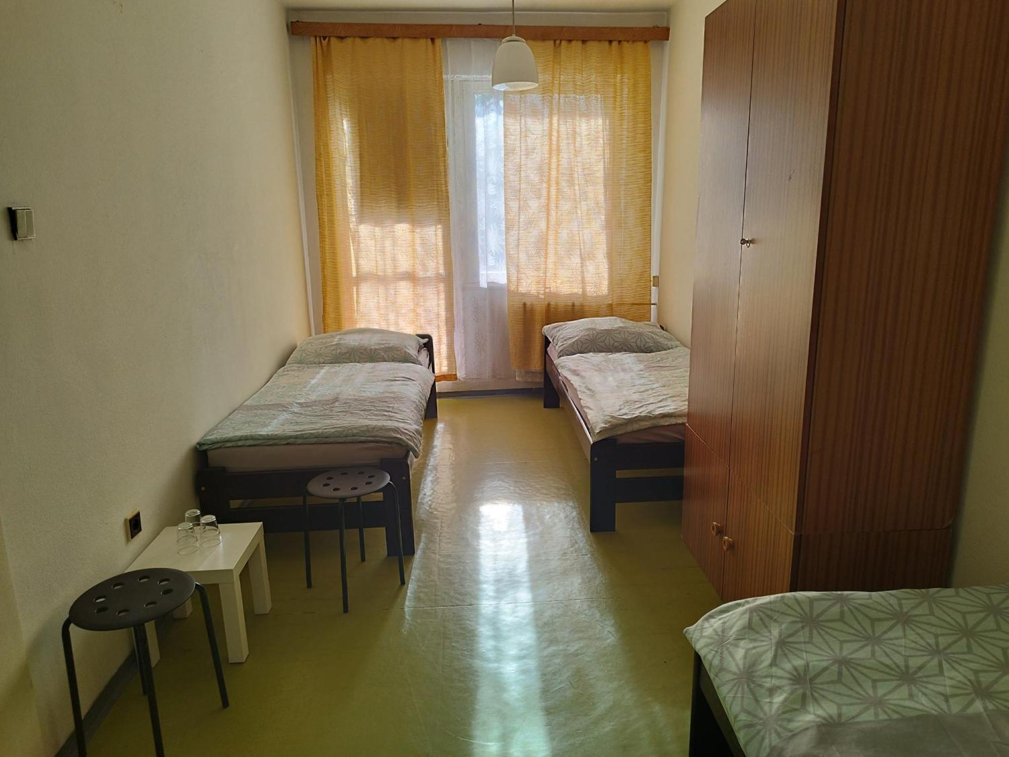 Ubytovna Karpatia Sastin-Straze Esterno foto